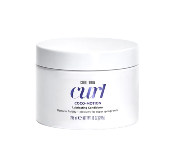 Le conditionner hydratant Coco Motion, idéal pour les cheveux bouclés.