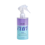 Le Shook spray fixant de Color Wow pour cheveux bouclés.