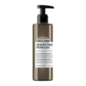 Le sérum à rincer Absolut Repair Molecular de L’Oréal Professionnel pour restaurer la fibre capillaire.