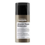 Le masque sans rinçage Absolut Repair Molecular de L’Oréal Professionnel sert également de protecteur thermique.