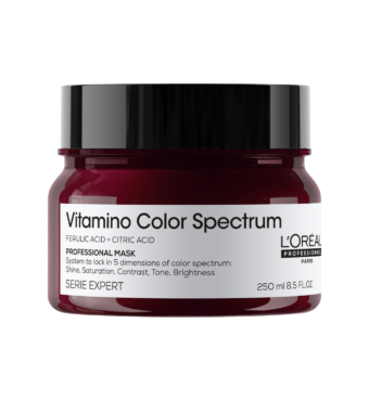 Le masque protecteur de couleur Vitamino Color Spectrum de L’Oréal Professionnel pour une couleur pleine d’éclat qui dure dans le temps.