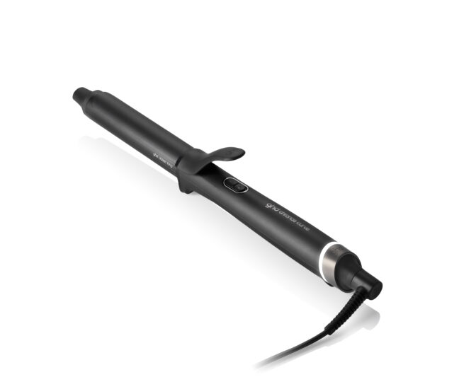 Boucleur GHD Chronos Curve Classic, pour des boucles intemporelles, convient à toutes les longueurs de cheveux.