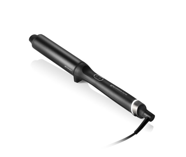 Boucleur GHD Chronos Curve Max Wand pour des ondulations souples et tendances sur cheveux moyens à épais.