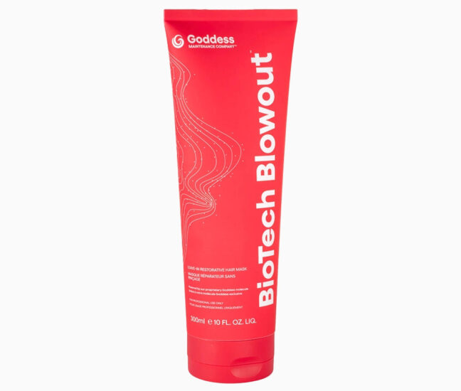 BioTech Blowout un soin sans rinçage ultra-performant développé par les experts de la réparation K18 et Olaplex.