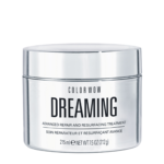 Le masque WOW Dreaming répare en profondeur les cheveux abîmés.